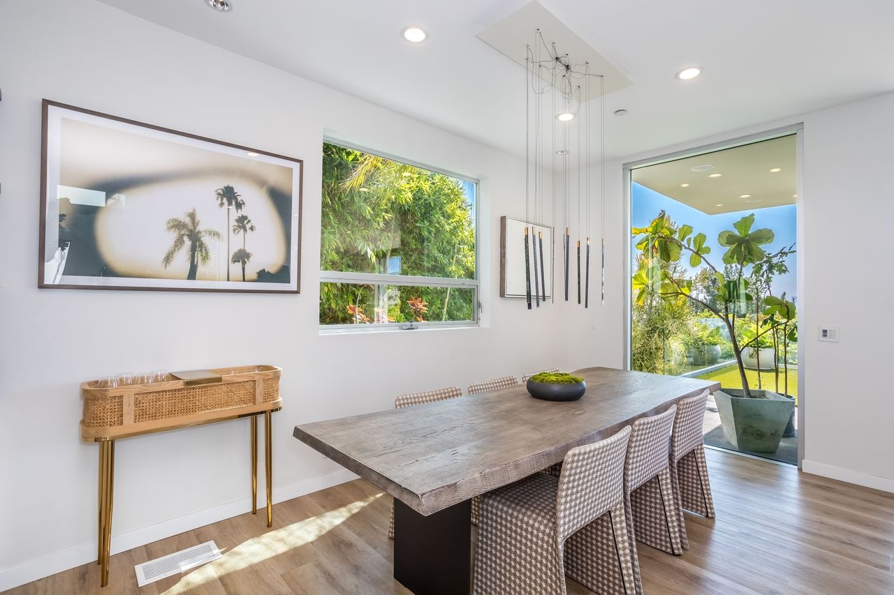 bat dong san noi tieng anh 2