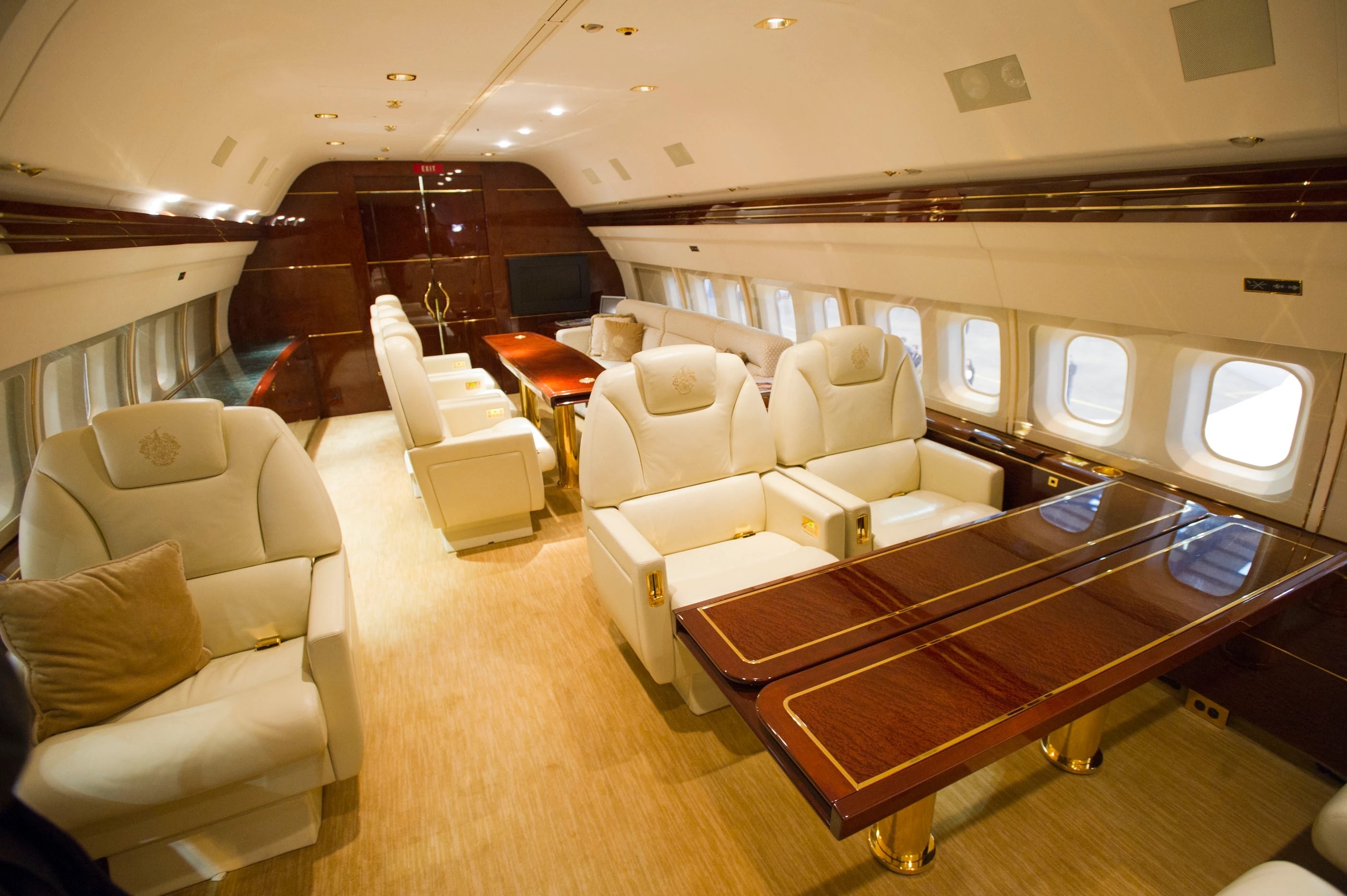 may bay tu nhan anh 10