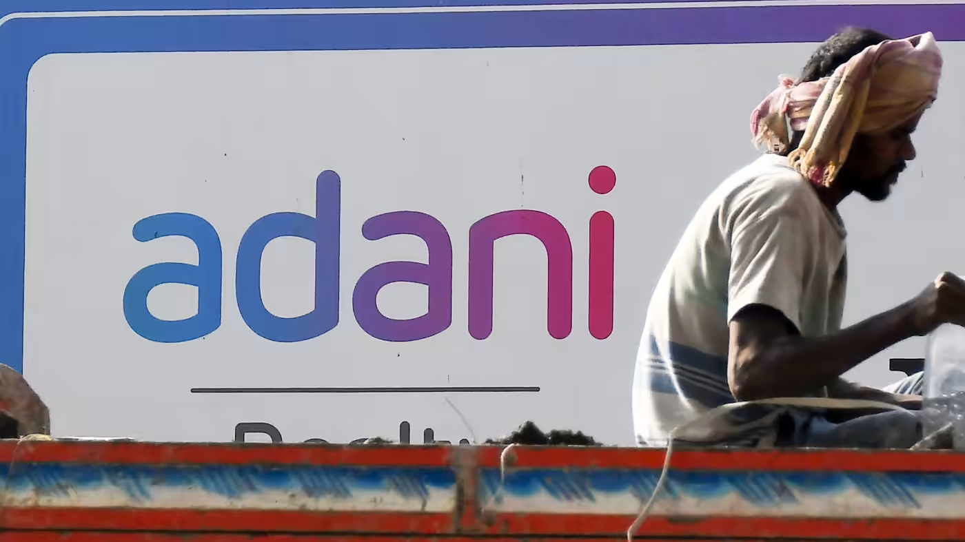 Gautam Adani mat 50 ty anh 2