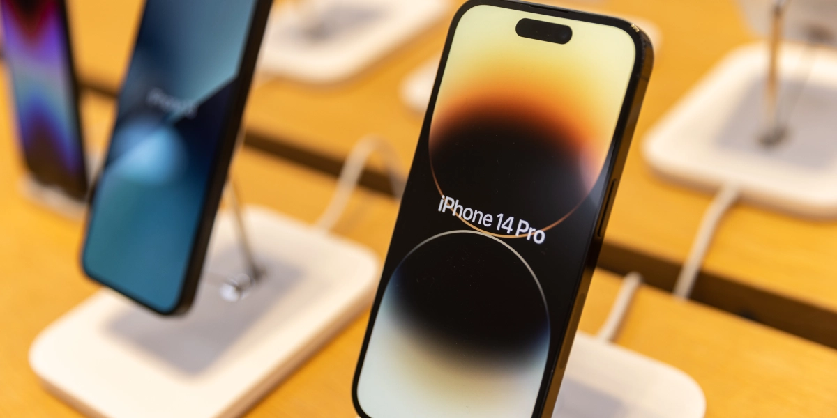 Gia iPhone 14 Pro bat ngo giam hon 100 USD o Trung Quoc hinh anh