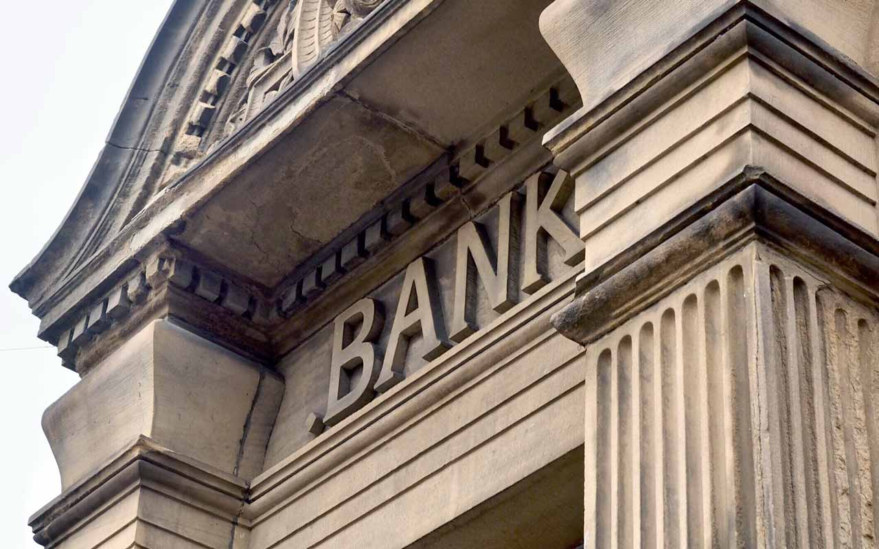 Cac ngan hang toan cau lai lon khi lai suat dieu hanh tang cao hinh anh