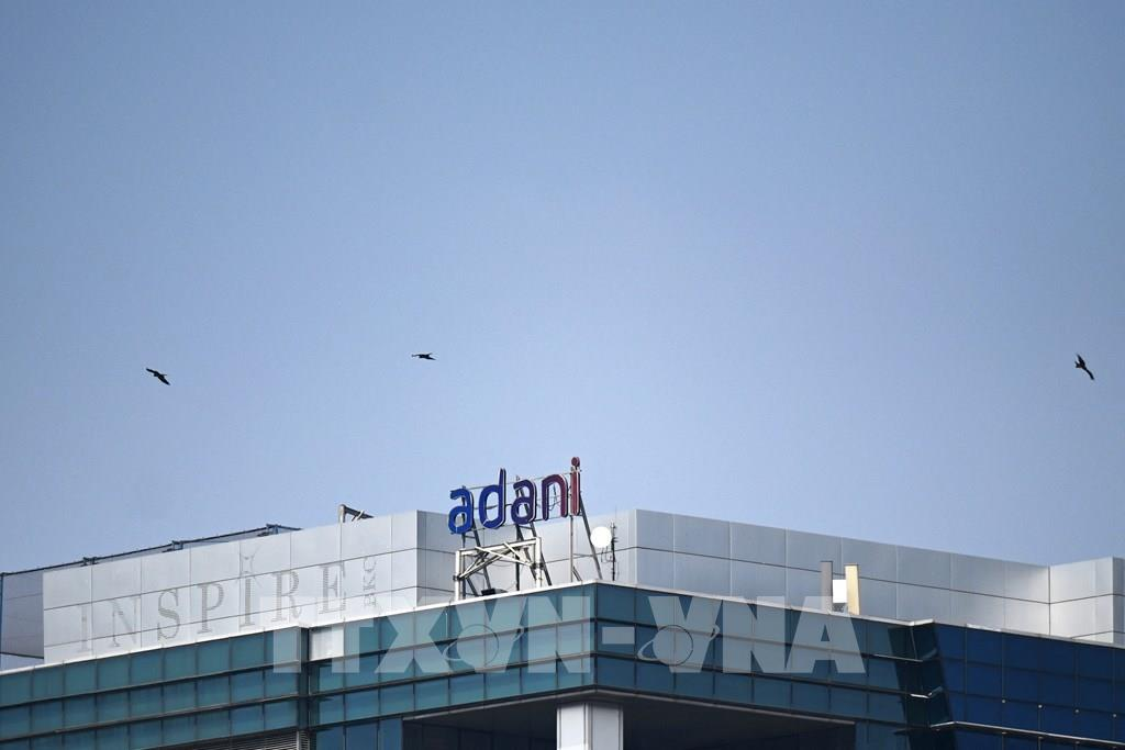 khung hoang Adani anh 2