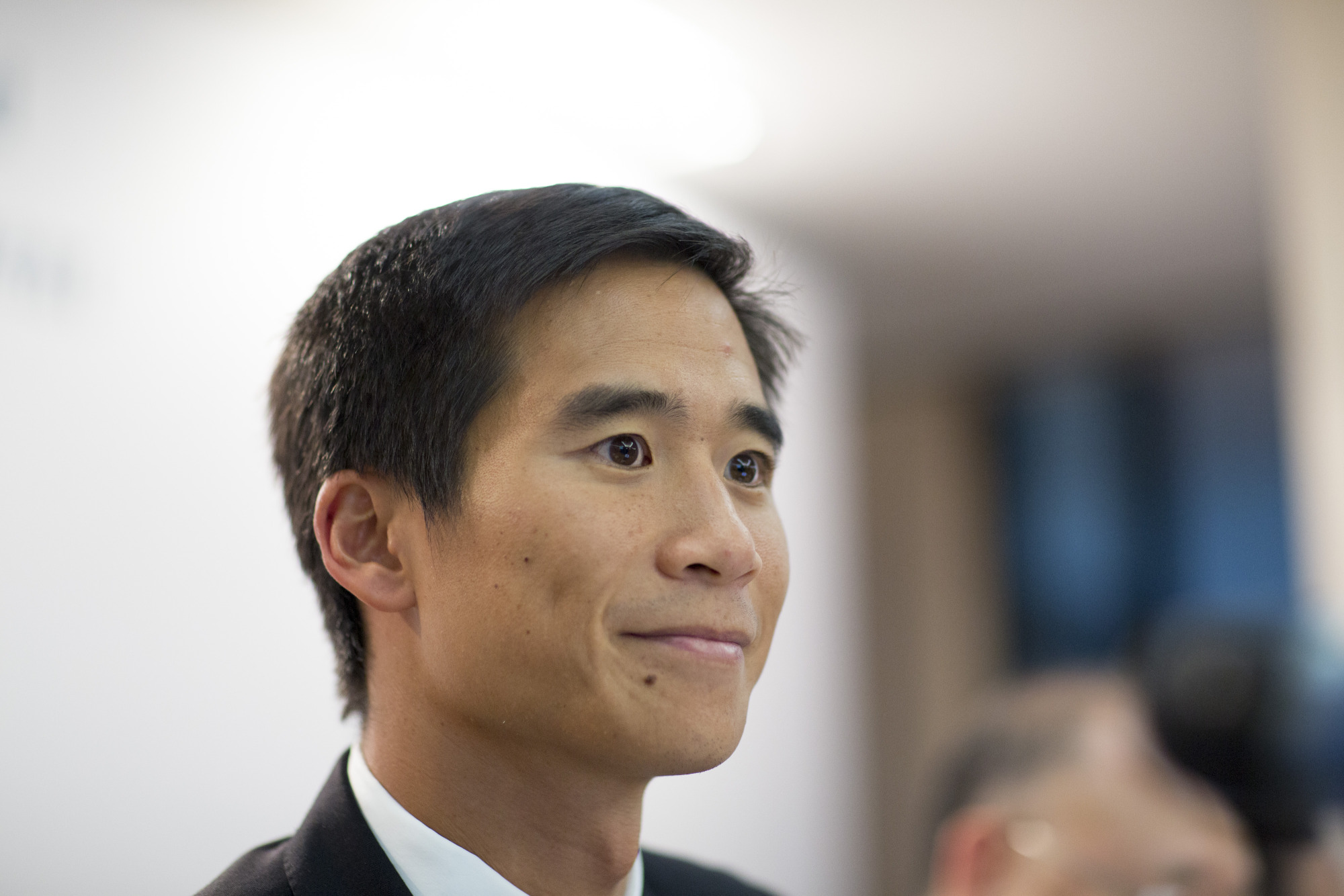 Dai gia dia oc Hong Kong mua can nha dau tien gia 7,6 trieu USD hinh anh