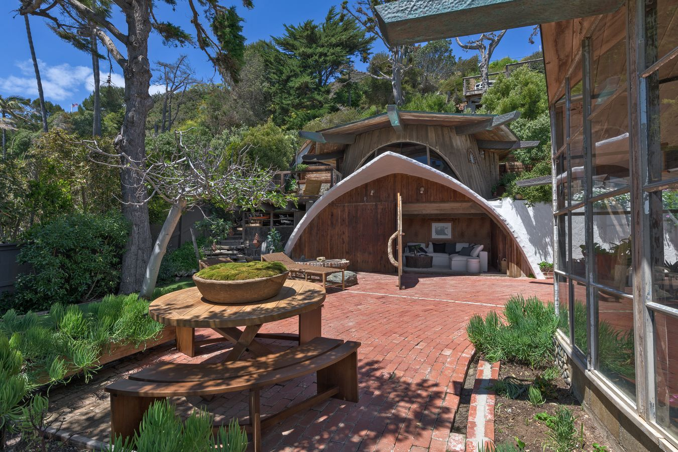 bat dong san ven bien anh 9