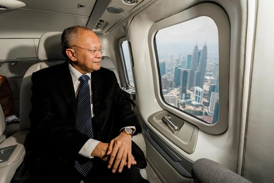 Chuyen lam giau cua ong trum truc thang Malaysia hinh anh