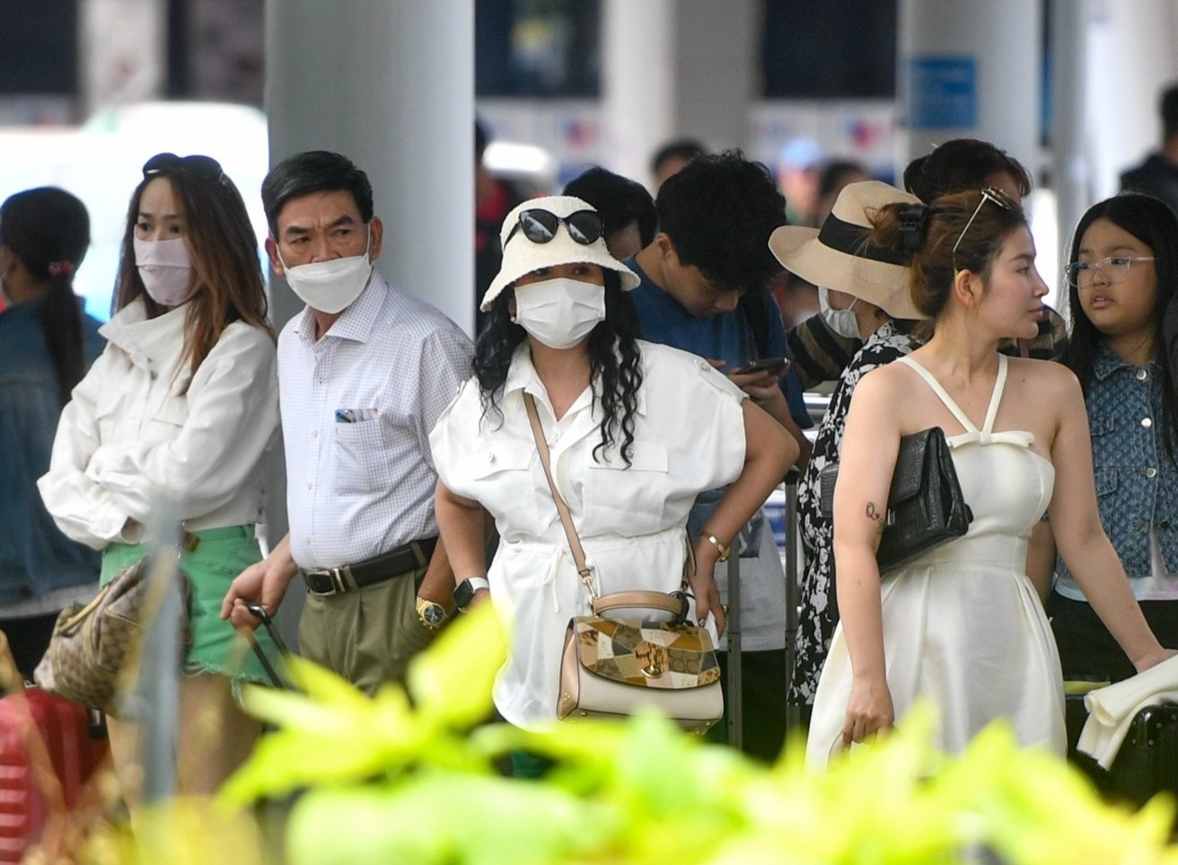 Cuc Hang khong khuyen cao sau khi hanh khach mua phai ve may bay gia hinh anh