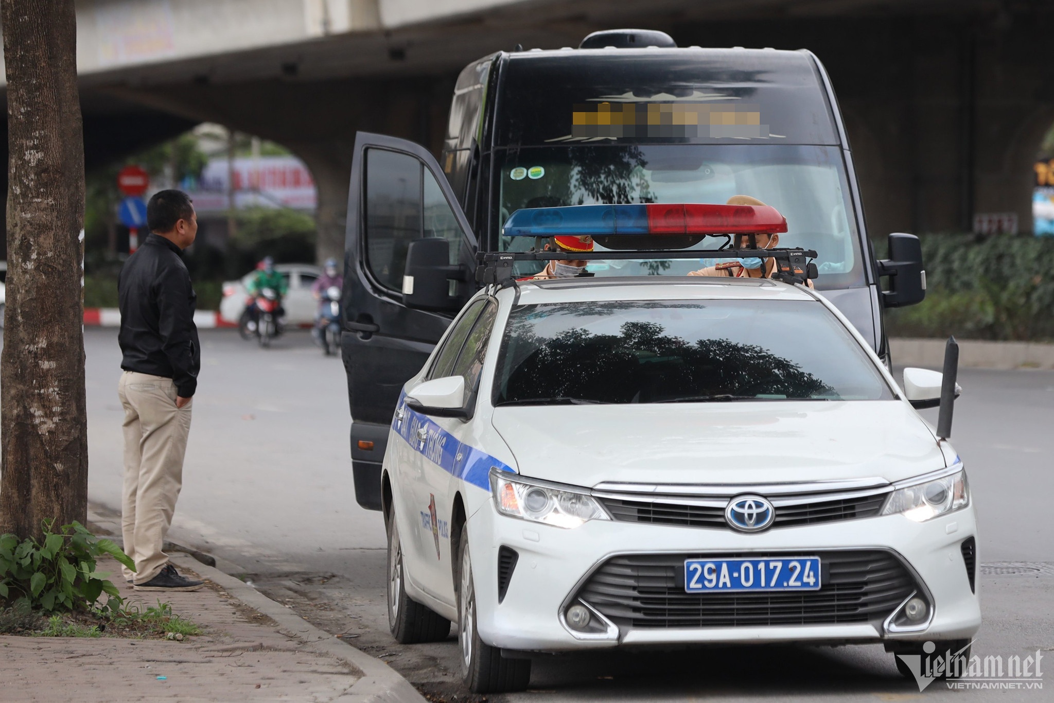 xu ly xe khach anh 1