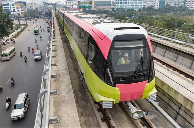 Ket noi xe buyt voi metro Nhon - ga Ha Noi hinh anh