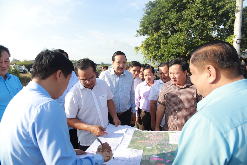 Long An xin thoi dieu phoi du an Vanh dai 4 TP.HCM hinh anh