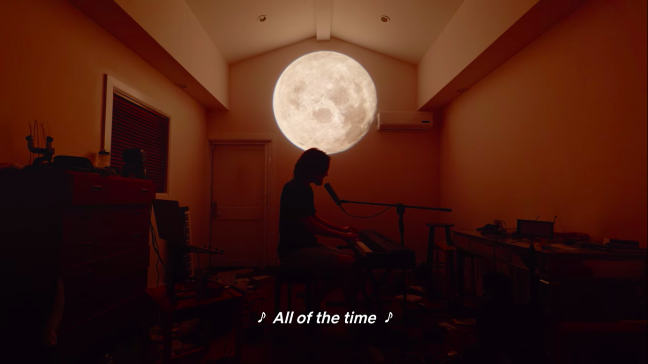 hai,  Netflix,  gian cach anh 6