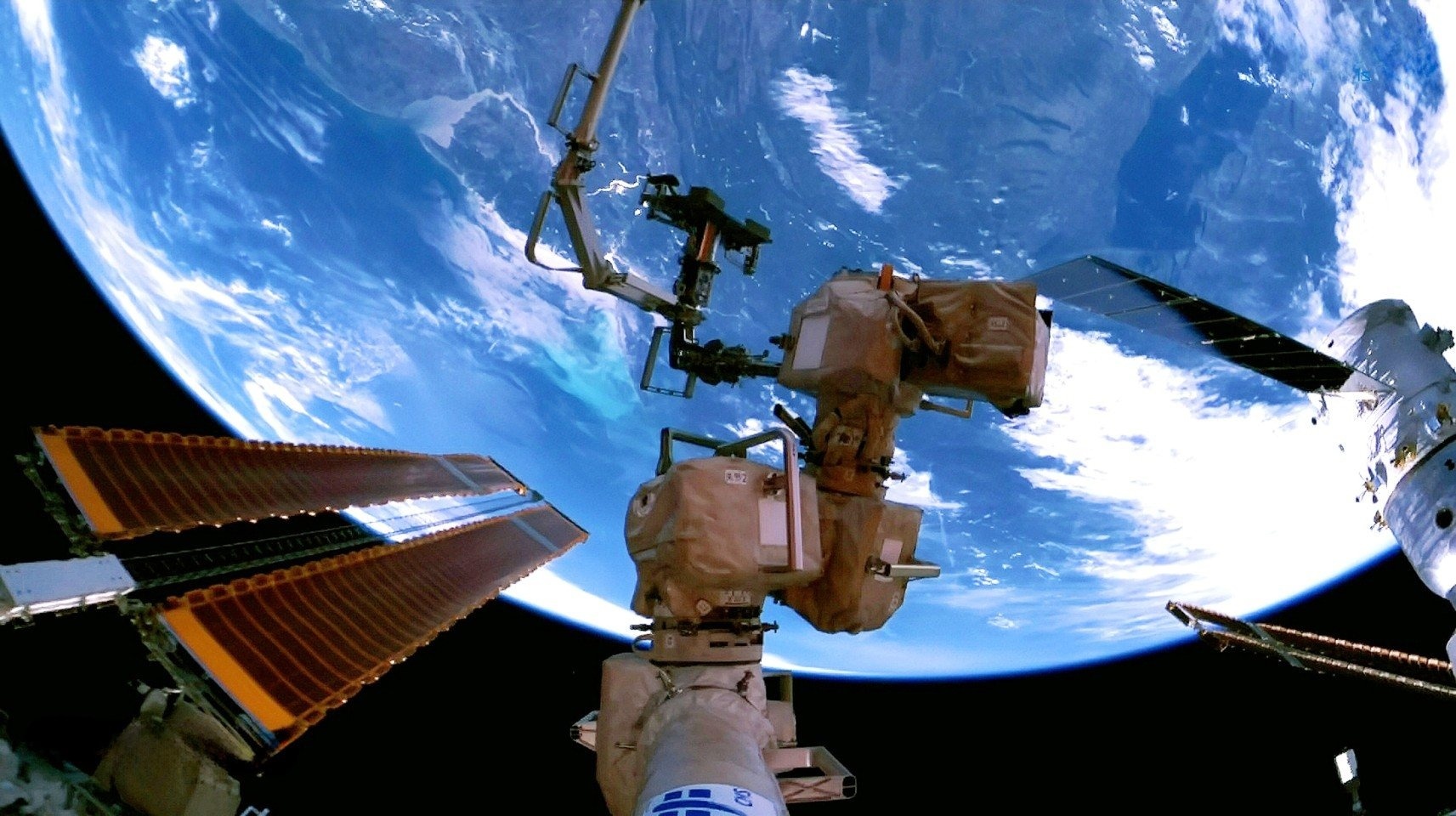 phi hanh gia Trung Quoc anh 2