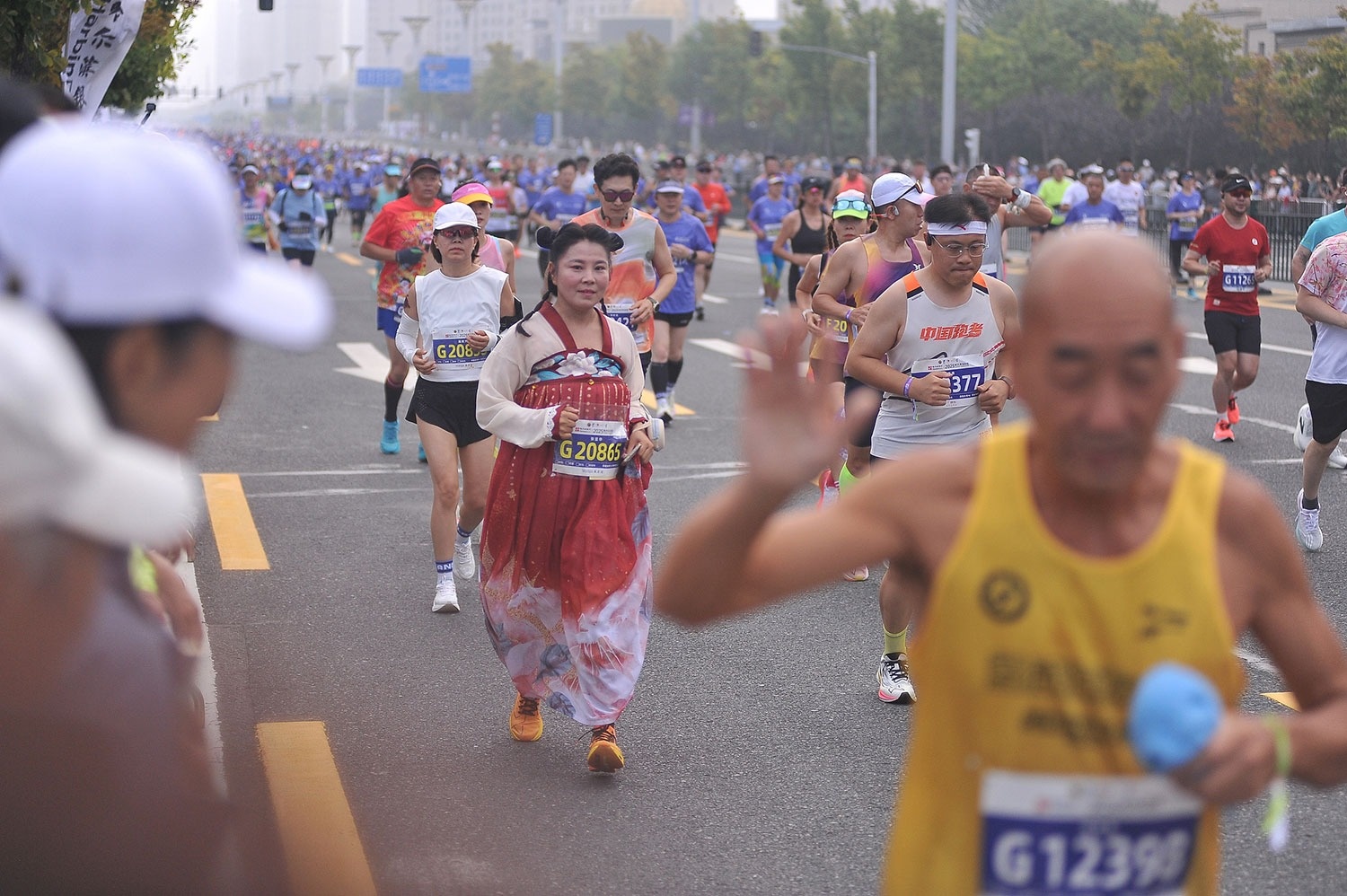 Trung Quoc siet giai chay anh 2