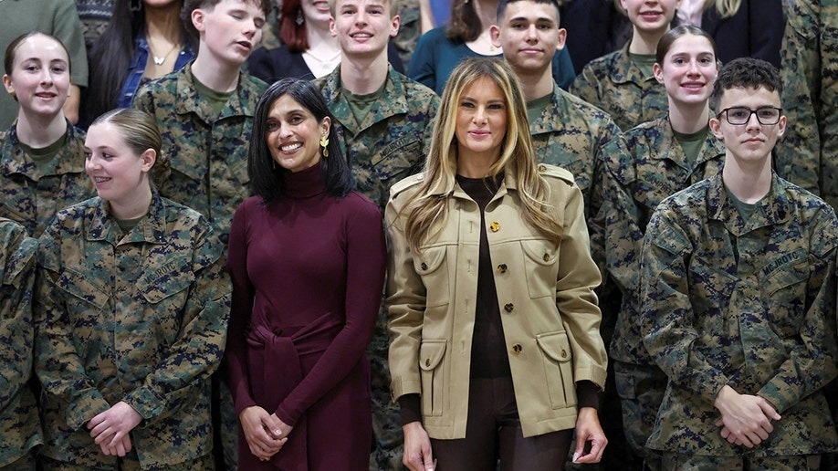 phu nhan Melania Trump anh 1