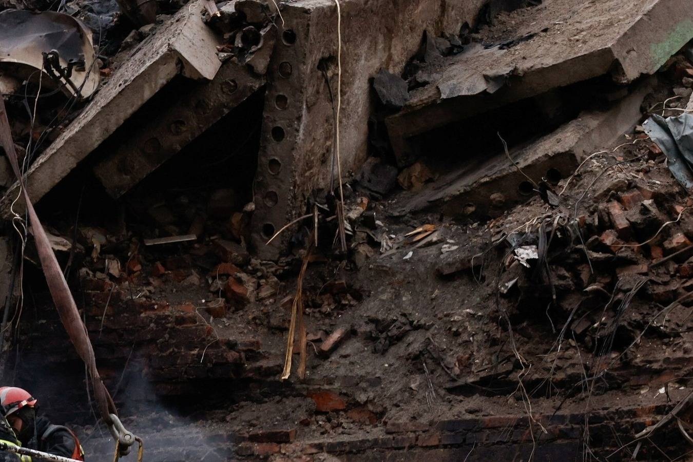 Sap hai toa nha o pho co Morocco, it nhat 19 nguoi thiet mang hinh anh