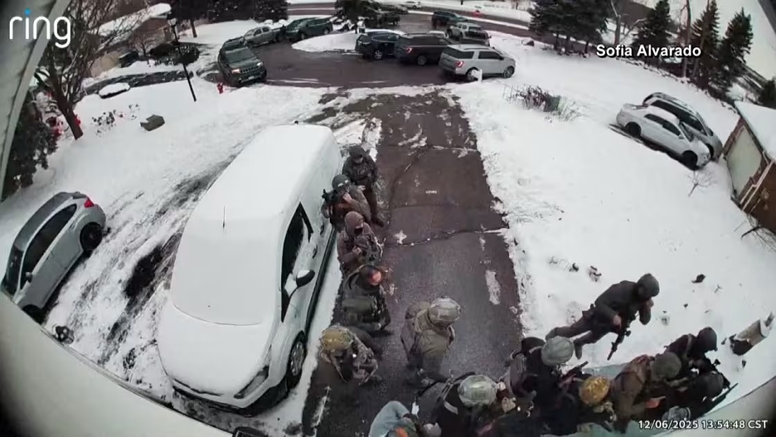 Hoang mang dac vu My dot kich bat nguoi nhap cu hinh anh