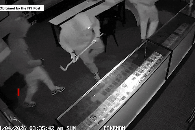 Cua trom the bai Pokemon tri gia 300.000 USD hinh anh