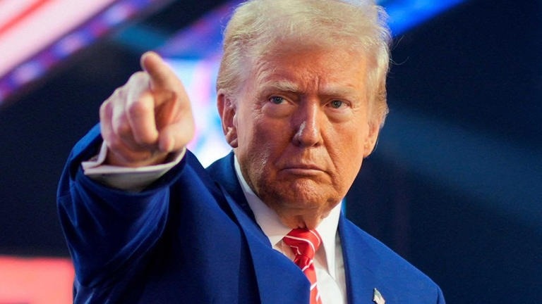 TT Trump: 'Gioi han quyen luc cua toi nam o dao duc cua toi' hinh anh