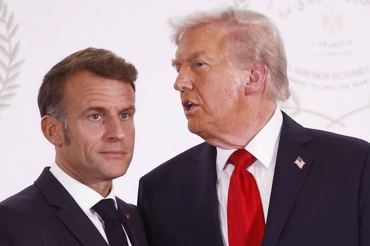Het thoi nhan nhin, TT Macron dap tra TT Trump hinh anh
