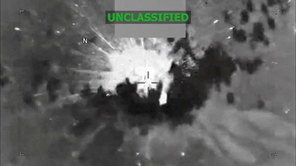 My khong kich tau o Caribe, 3 nguoi thiet mang hinh anh