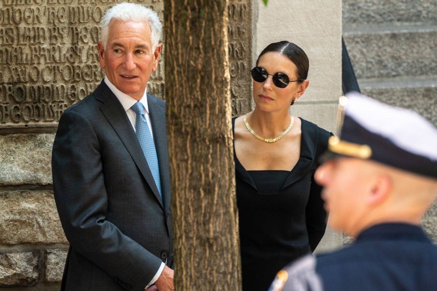 Phap cam Dai su My Charles Kushner gap go cac bo truong hinh anh