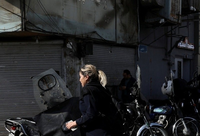 Iran hung chiu dot khong kich moi hinh anh