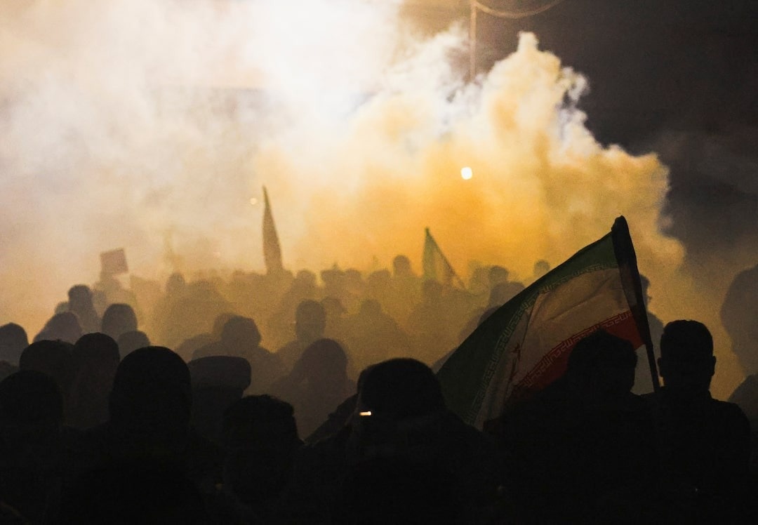 My doi muc tieu tai Iran moi ngay, cac ben roi huong hinh anh