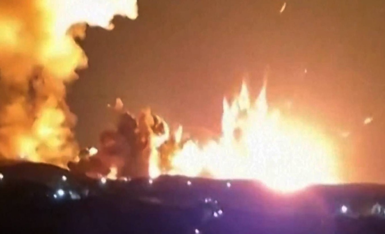 My tha bom du doi cac muc tieu quan su ngam cua Iran hinh anh