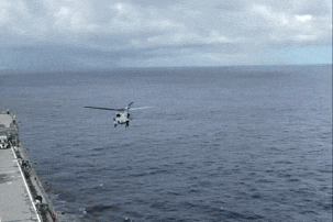 Luc luong My do bo len tau lien quan den Iran hinh anh