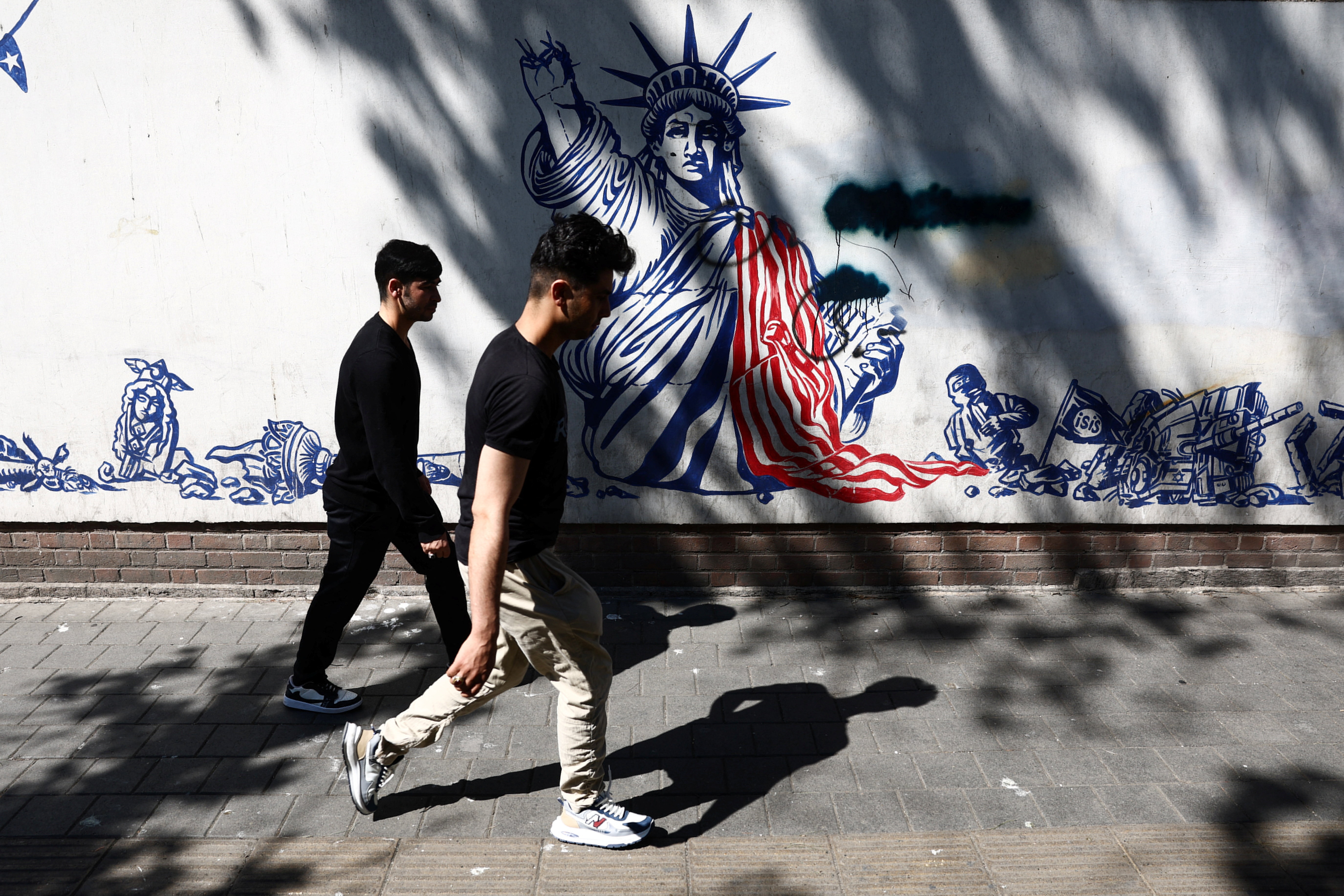 'Cu tat' hat nhan tu Iran bien My thanh ke bai tran? hinh anh