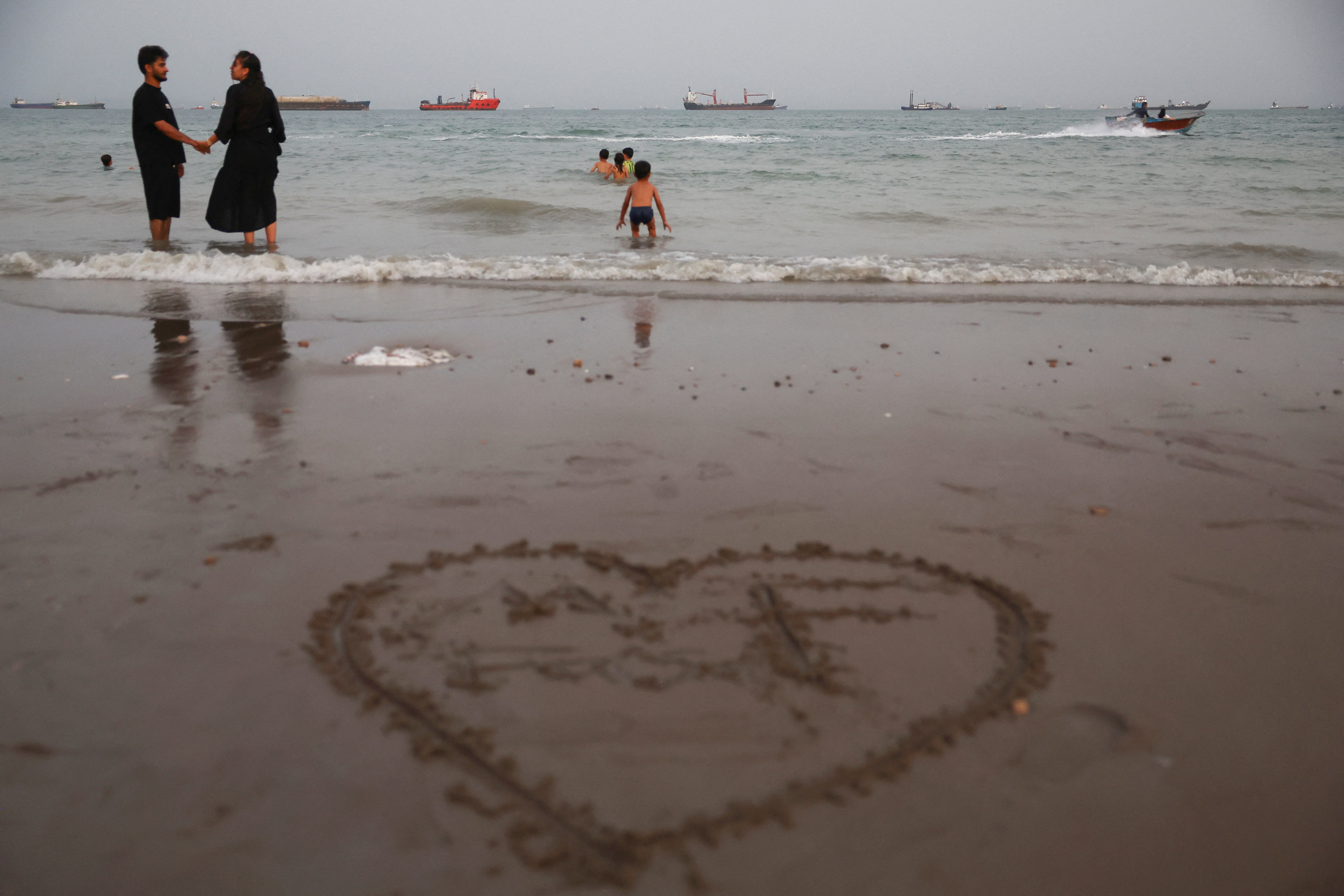 Hormuz anh 4