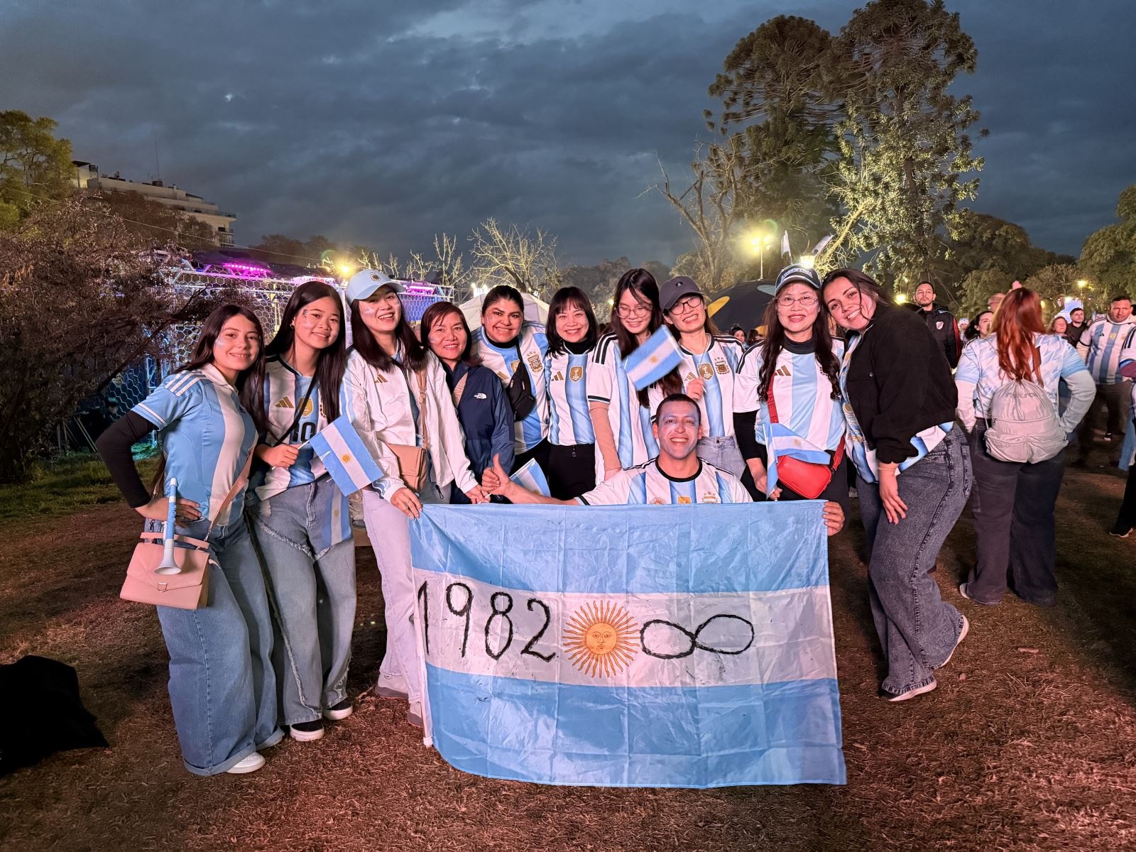 Cơn sốt thuê chuyên cơ xem chung kết World Cup