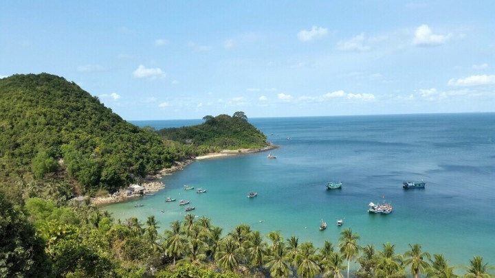 Thien duong cho dan phuot o dao Nam Du hinh anh