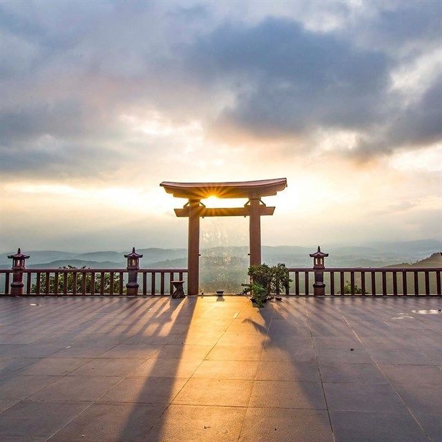 Chua Linh Quy Phap An - diem den moi cua gioi tre o Lam Dong hinh anh
