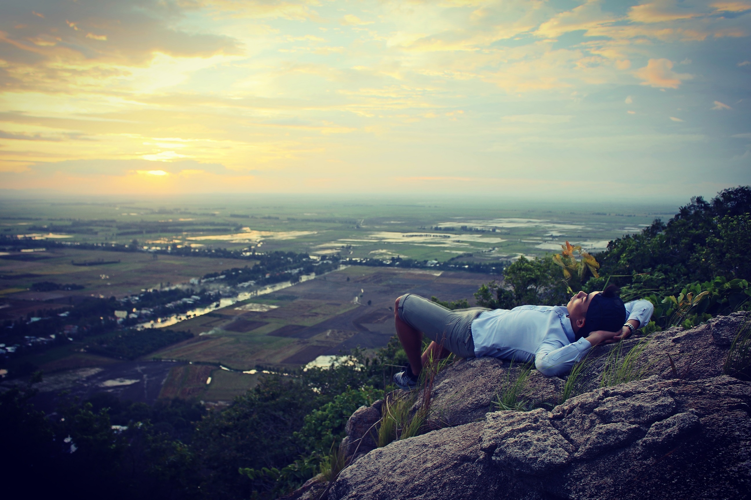 Ve tham vung dat '7 nui' An Giang hinh anh