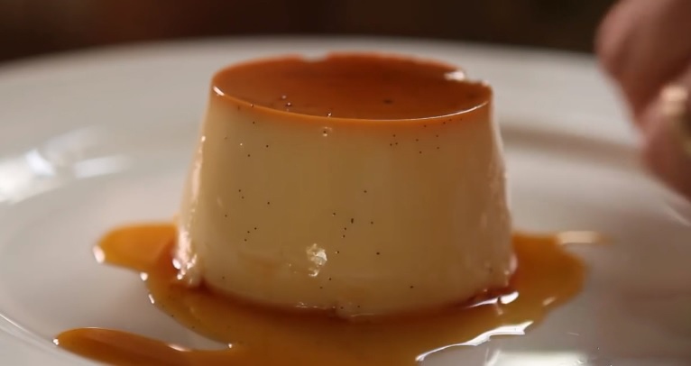 Cach lam banh flan sua tuoi truyen thong kieu Phap hinh anh