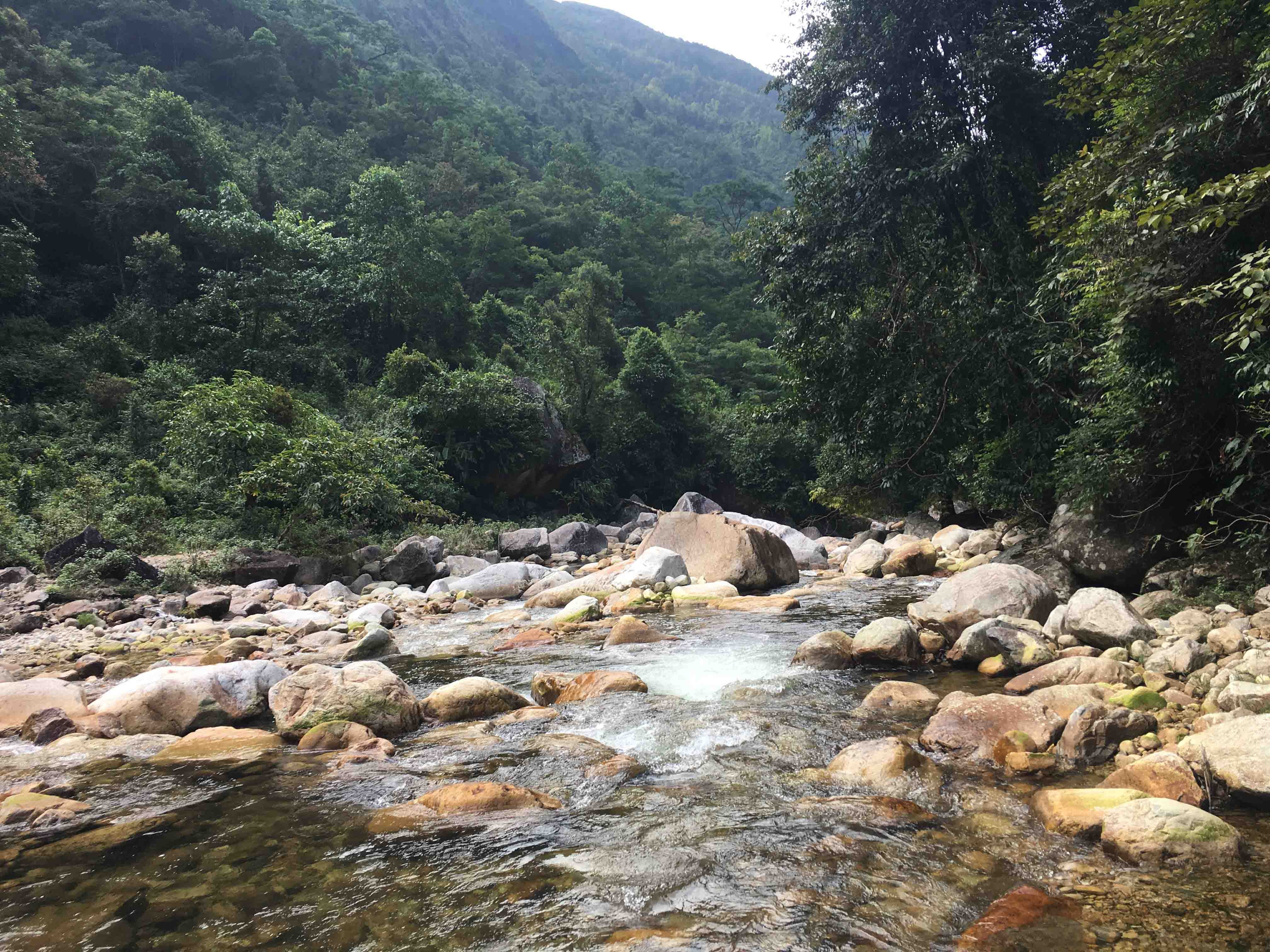 Chinh phuc nui Ngu Chi Son anh 12