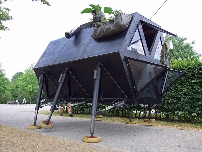 Nhung ngoi nha la lung tren trai dat anh 1