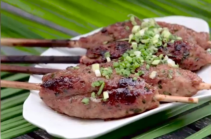 Huong dan lam mon thit ga xien que Nhat Ban hinh anh