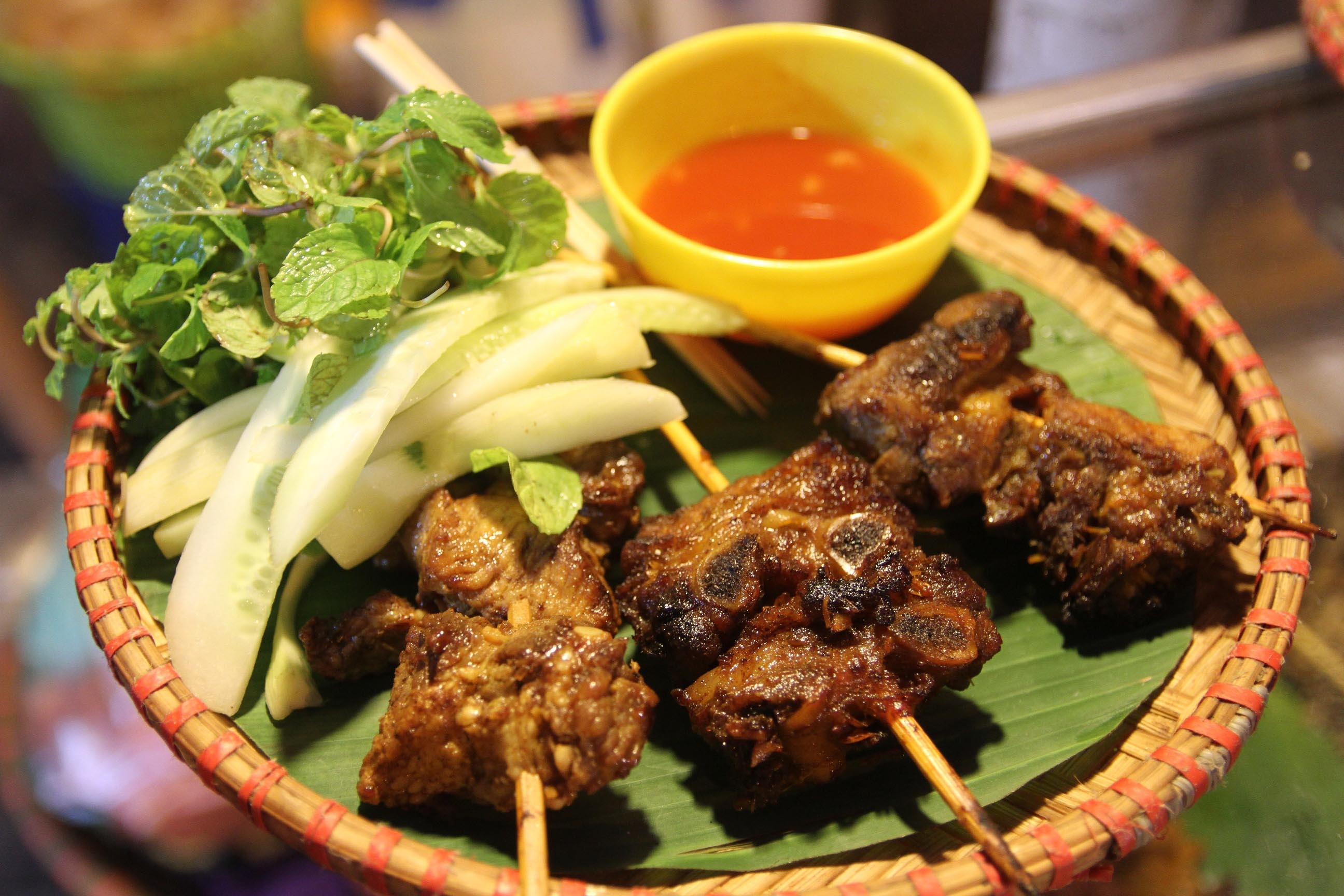 Mon nuong kieu Sa Pa hut khach o Ha Noi hinh anh