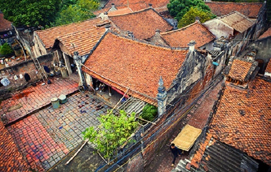 Lang co Cu Da - diem du lich cuoi tuan doc dao o Ha Noi hinh anh