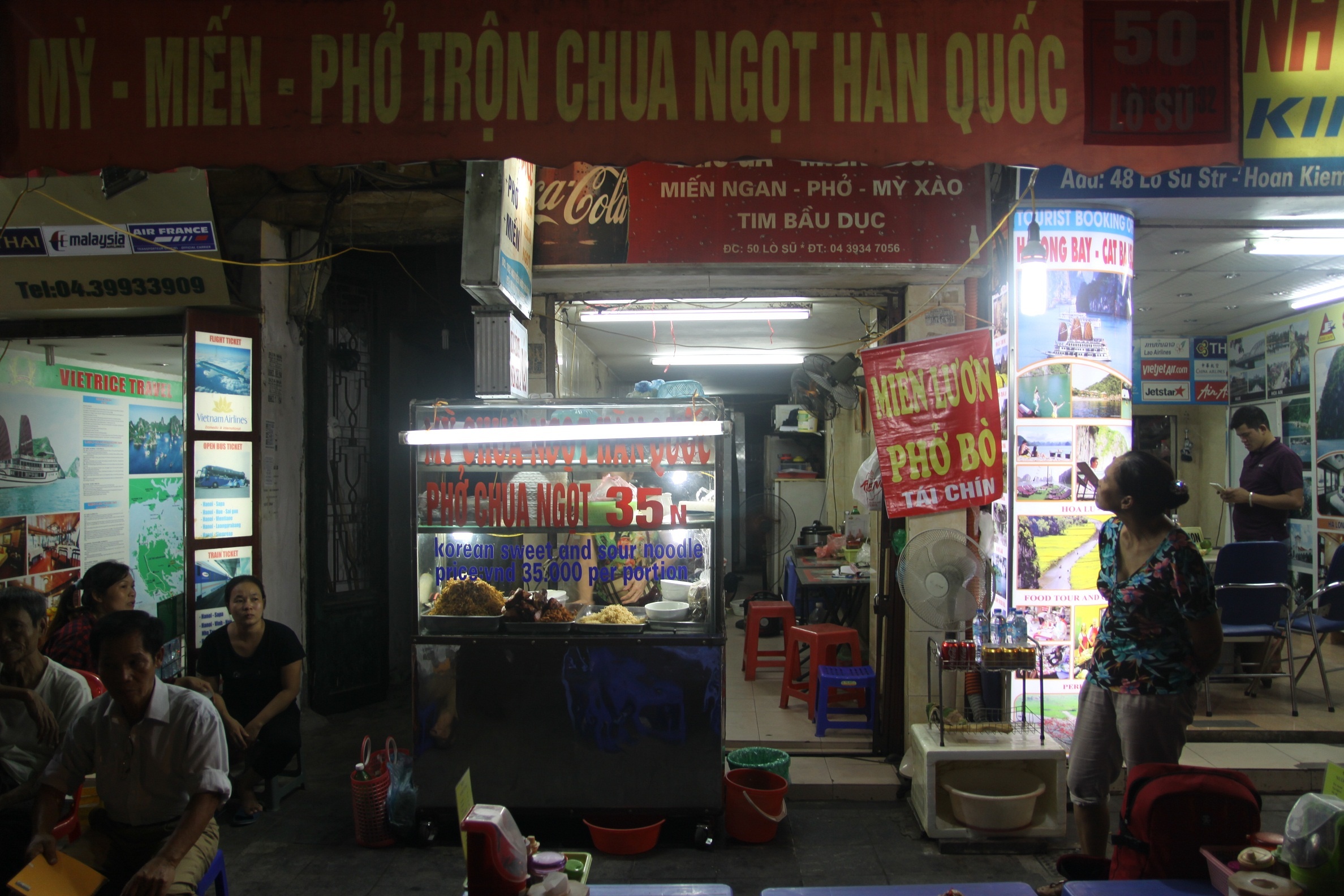 Pho tron chua ngot tai Ha Noi anh 1