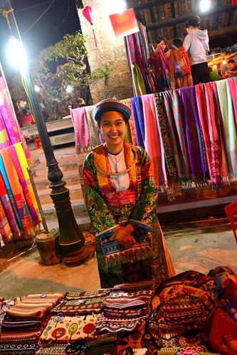 Thi tran Dong Van Ha Giang anh 12