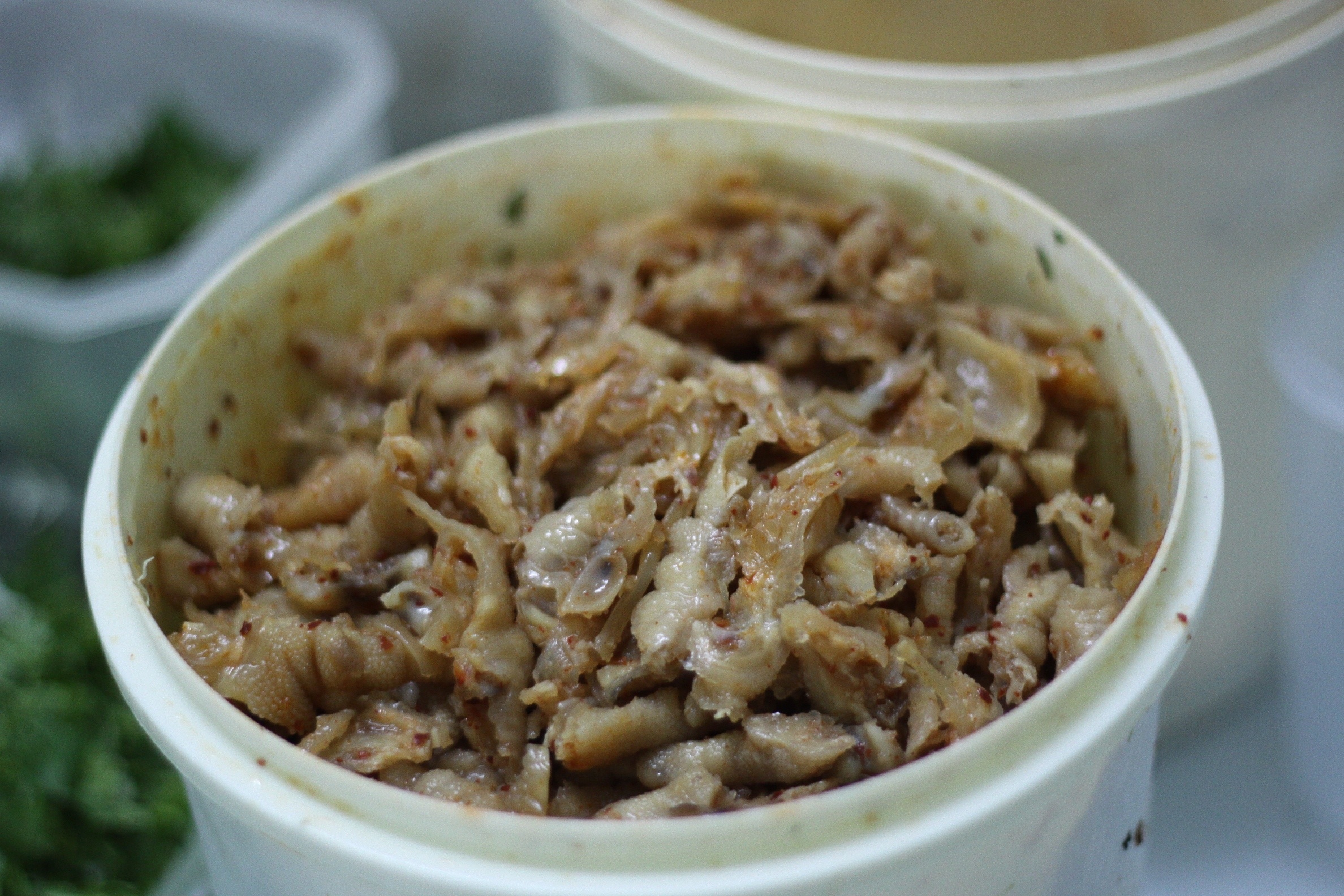 Nom chan ga o Ha Noi anh 2