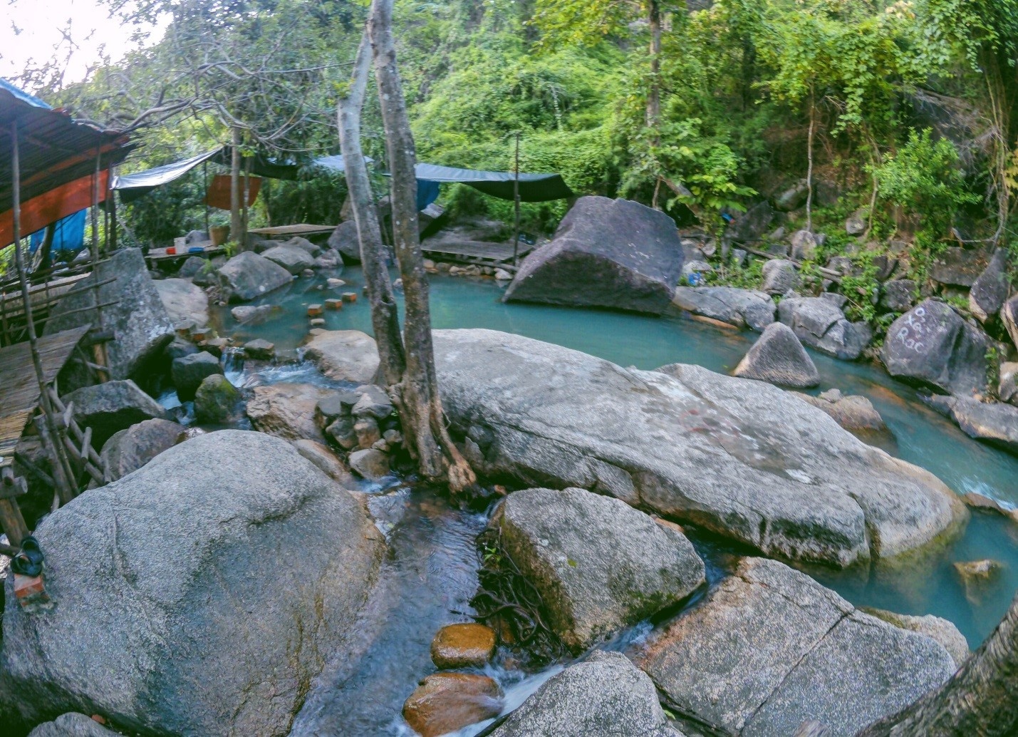 Phượt Suối Đá Vũng Tàu ảnh 5 Phuot Suoi Da Vung Tau anh 5