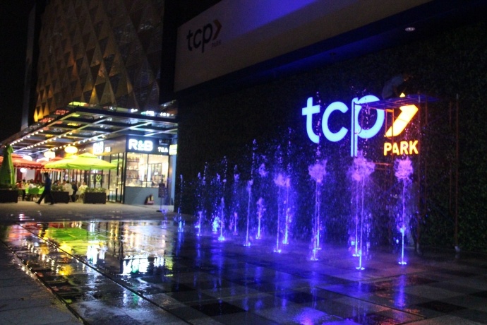 Nhạc nước ở sân bay Tân Sơn Nhất ảnh 1 Nhac nuoc o san bay Tan Son Nhat anh 1