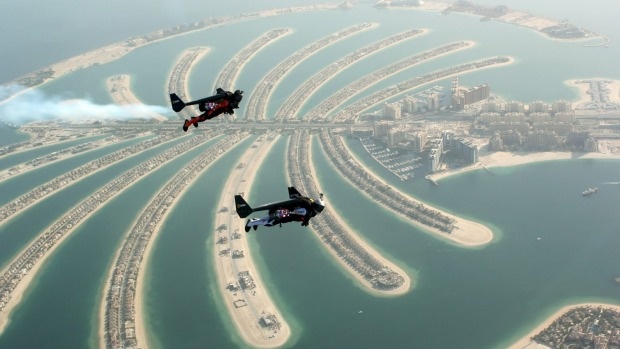 3 Jetmen bay cùng 8 máy bay ảnh 2 3 Jetmen bay cung 8 may bay anh 2