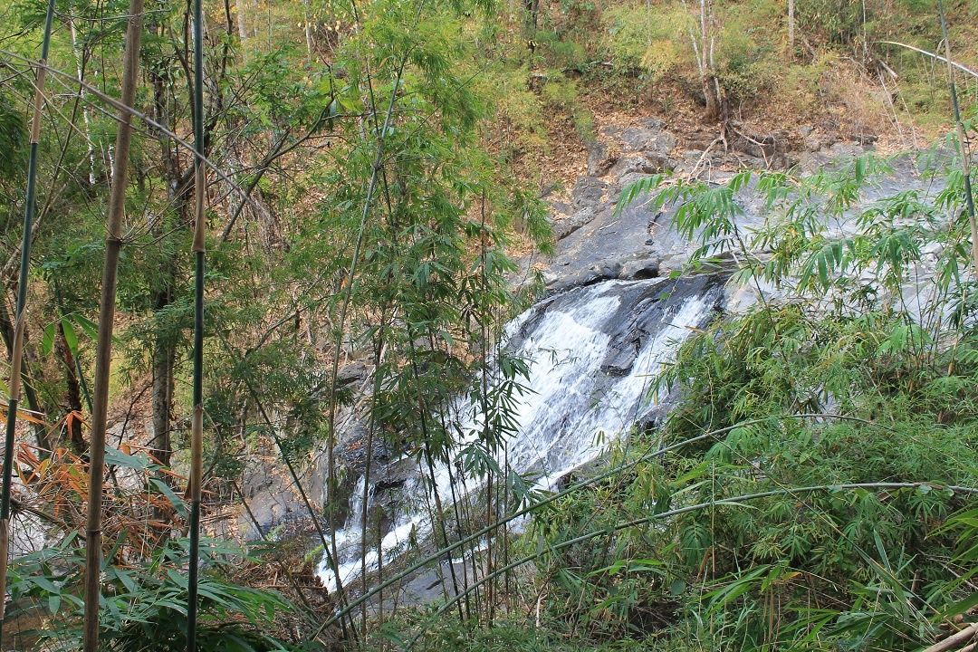 Thac nuoc Chapo Ninh Thuan anh 2