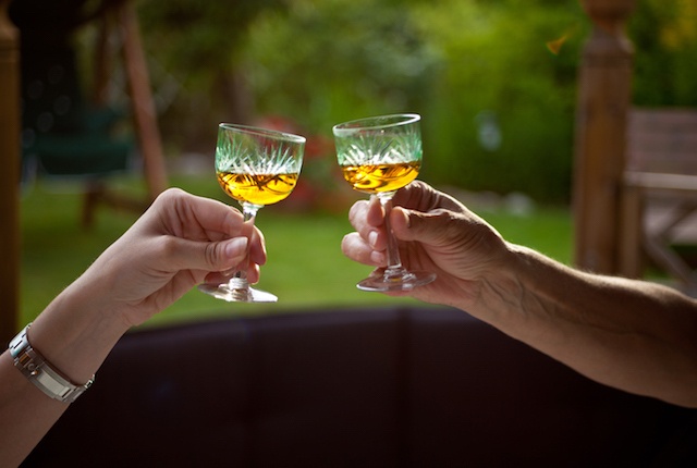 Nhung cach co vu khi nang ly tren khap the gioi hinh anh