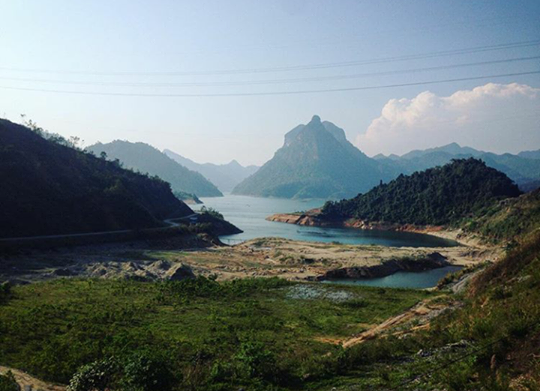 10 thang canh 'ho tren nui' dep long lanh o Viet Nam hinh anh