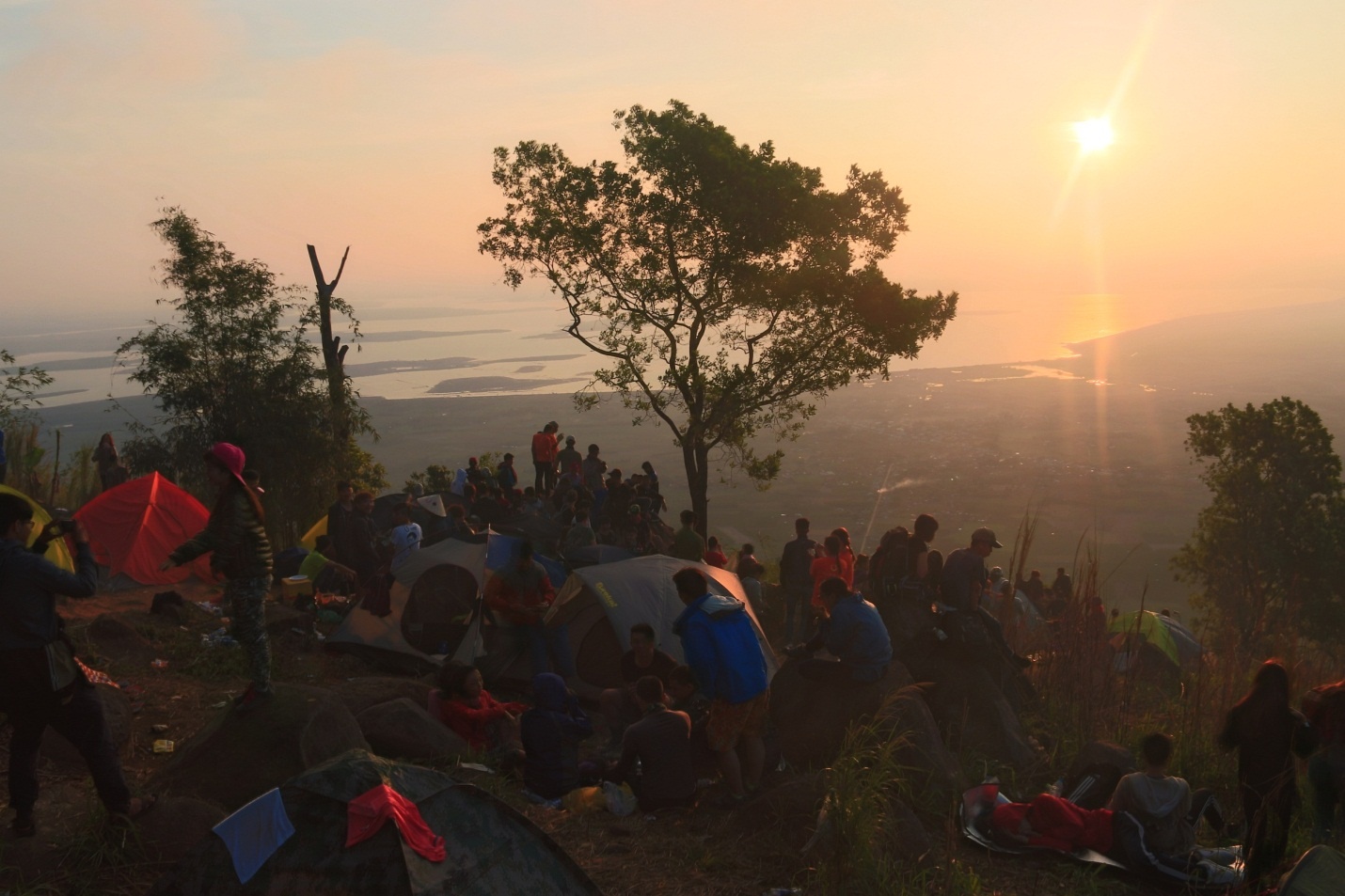 Chinh phuc nui Ba Den anh 16